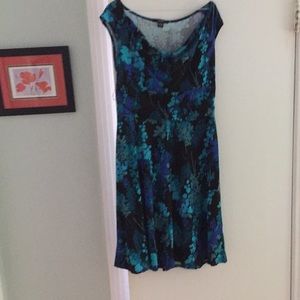 Sleeveless dress by Majora. Size large